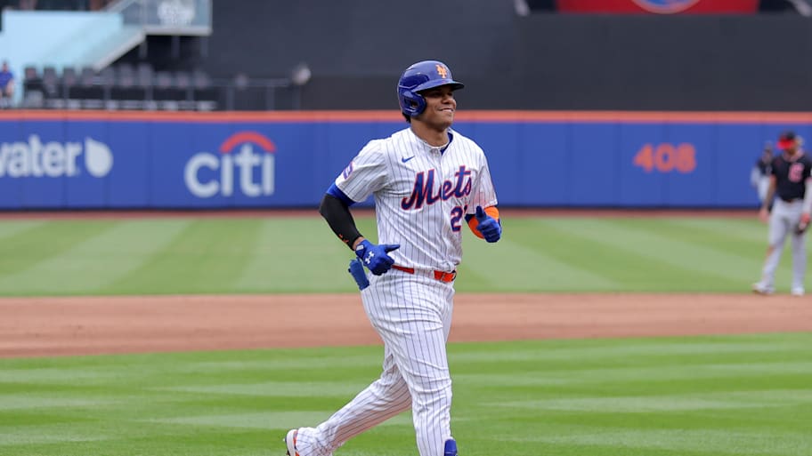 Juan Soto’s smile rubbed one WFAN host the wrong way during the latest Mets loss.  | Brad Penner-Imagn Images