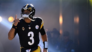 Cleveland Browns v Pittsburgh Steelers