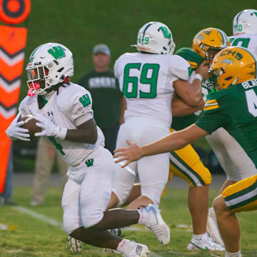 Crest football hosted Weddington in a non-conference matchup on Sept. 12, 2025 in Boiling Springs. Weddington won, 31-10.