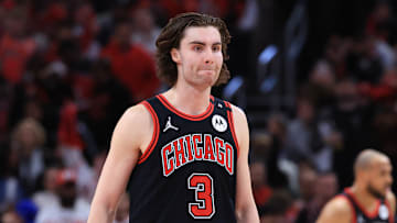 Miami Heat v Chicago Bulls - Play-In Tournament