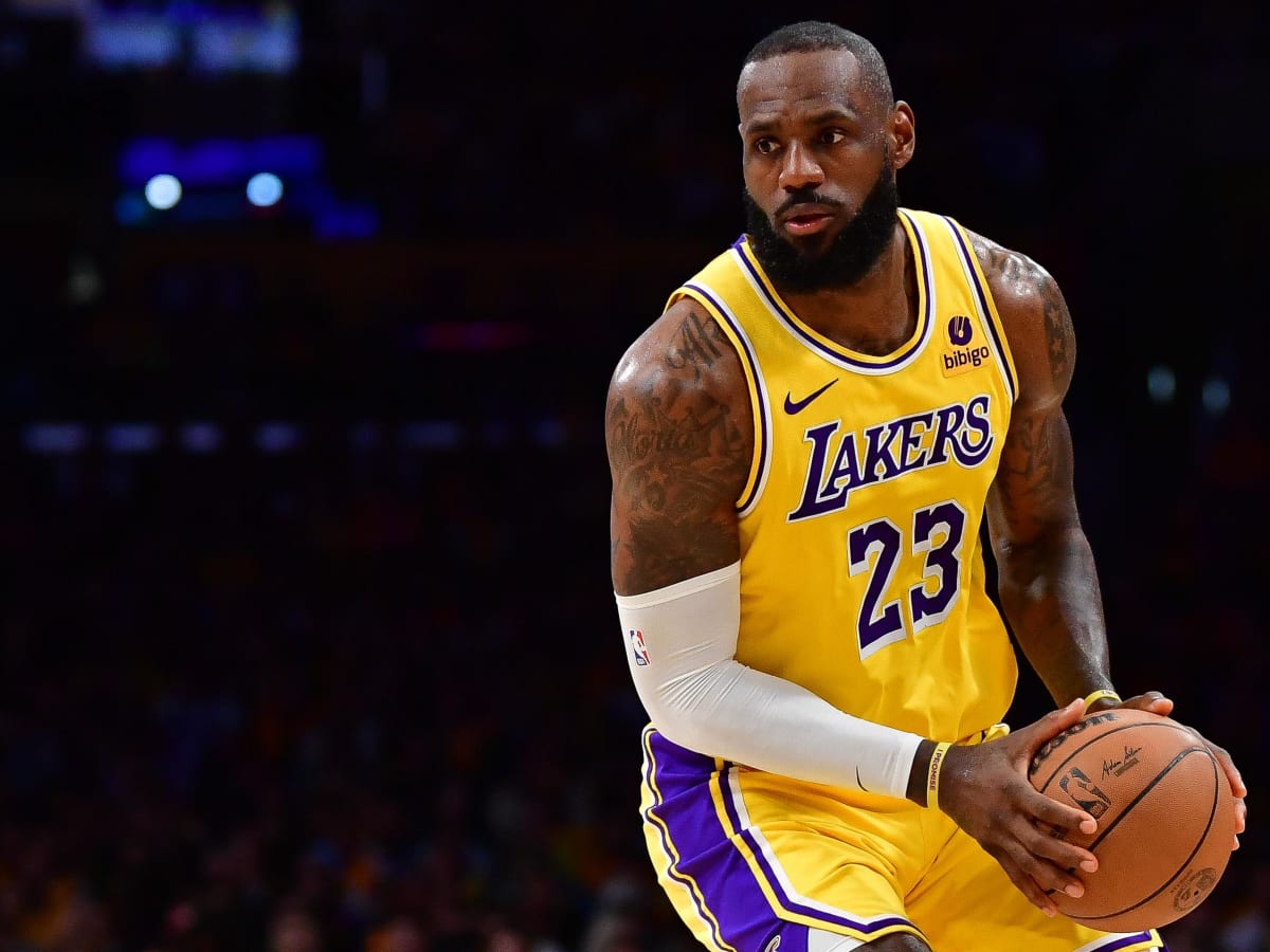 NBA Hall of Famer Who Played Michael Jordan Says Lakers LeBron James is GOAT