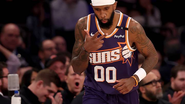 Phoenix Suns v New York Knicks