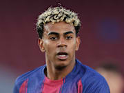 Lamine Yamal démarre comme titulaire.