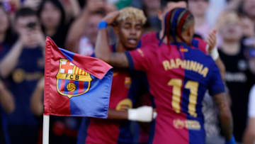 Die Offensiv-Stars des FC Barcelona bejubeln ein Tor