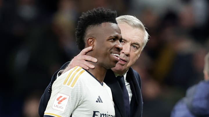 Carlo Ancelotti et Vinicius Jr, entraîneur et attaquant du Real Madrid. Carlo Ancelotti et Vinicius Jr, entraîneur et attaquant du Real Madrid.
