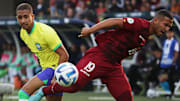 Arthur representou a Seleção Brasileira na última data FIfa