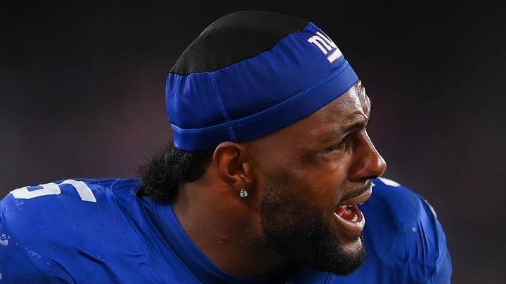 New York Giants linebacker Kayvon Thibodeaux reacts to a play