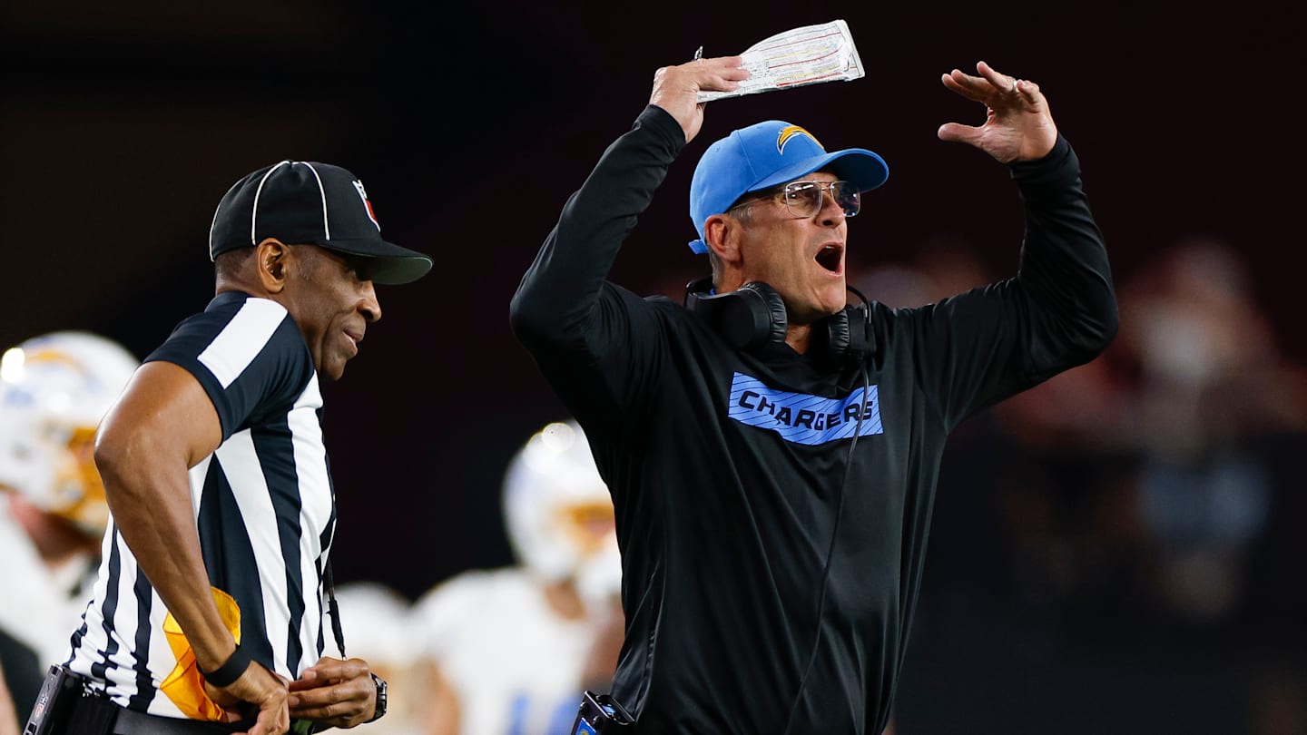 吉姆·哈博 (Jim Harbaugh) 大聲說出了裁判搞砸閃電隊的安靜部分