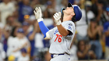Los Angeles Dodgers v San Diego Padres