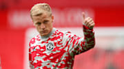 Donny van de Beek ronge son frein loin des terrains avec Manchester United.
