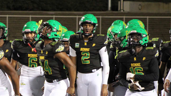 Narbonne junior QB Jaden O’Neal (2) led the Gauchos to an Open Division City title in a victory over San Pedro at El Camino College on Friday, November 29, 2024.