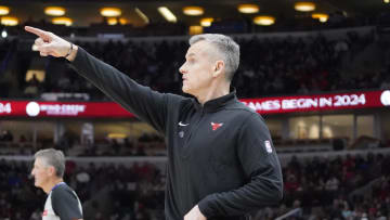 Apr 5, 2024; Chicago, Illinois, USA; Chicago Bulls head coach Billy Donovan gestures to his team against the New York Knicks during the first quarter at United Center. Mandatory Credit: David Banks-USA TODAY Sports