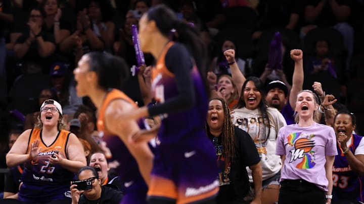 The Mercury hope that a change of scenery—one that includes a raucous crowd and a catchy chant—can get them a win in the WNBA Finals. 