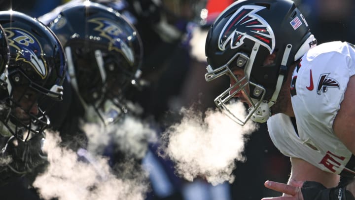 Dec 24, 2022; Baltimore, Maryland, USA;  Atlanta Falcons center Drew Dalman (67) prepares to snap the ball during the first half  against the Baltimore Ravens at M&T Bank Stadium. Mandatory Credit: Tommy Gilligan-USA TODAY Sports