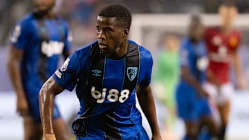 Hamed Junior Traoré s'engage ave l'OM.