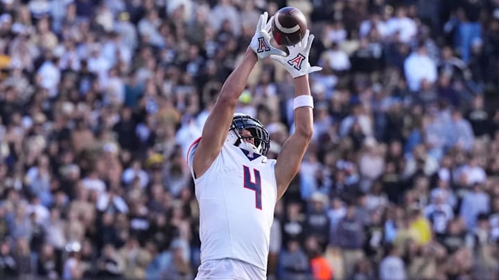 Arizona Wildcats wide receiver Tetairoa McMillan (4). Arizona Wildcats wide receiver Tetairoa McMillan (4).