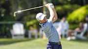 Justin Thomas ties the course record at Harbour Town, shooting an opening round 61. 
