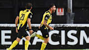Leonardo Fernández se destacou na vitória do Peñarol