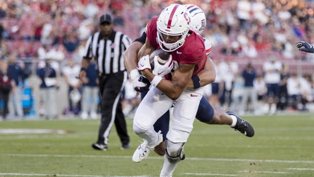 Stanford Cardinal wide receiver Elic Ayomanor 