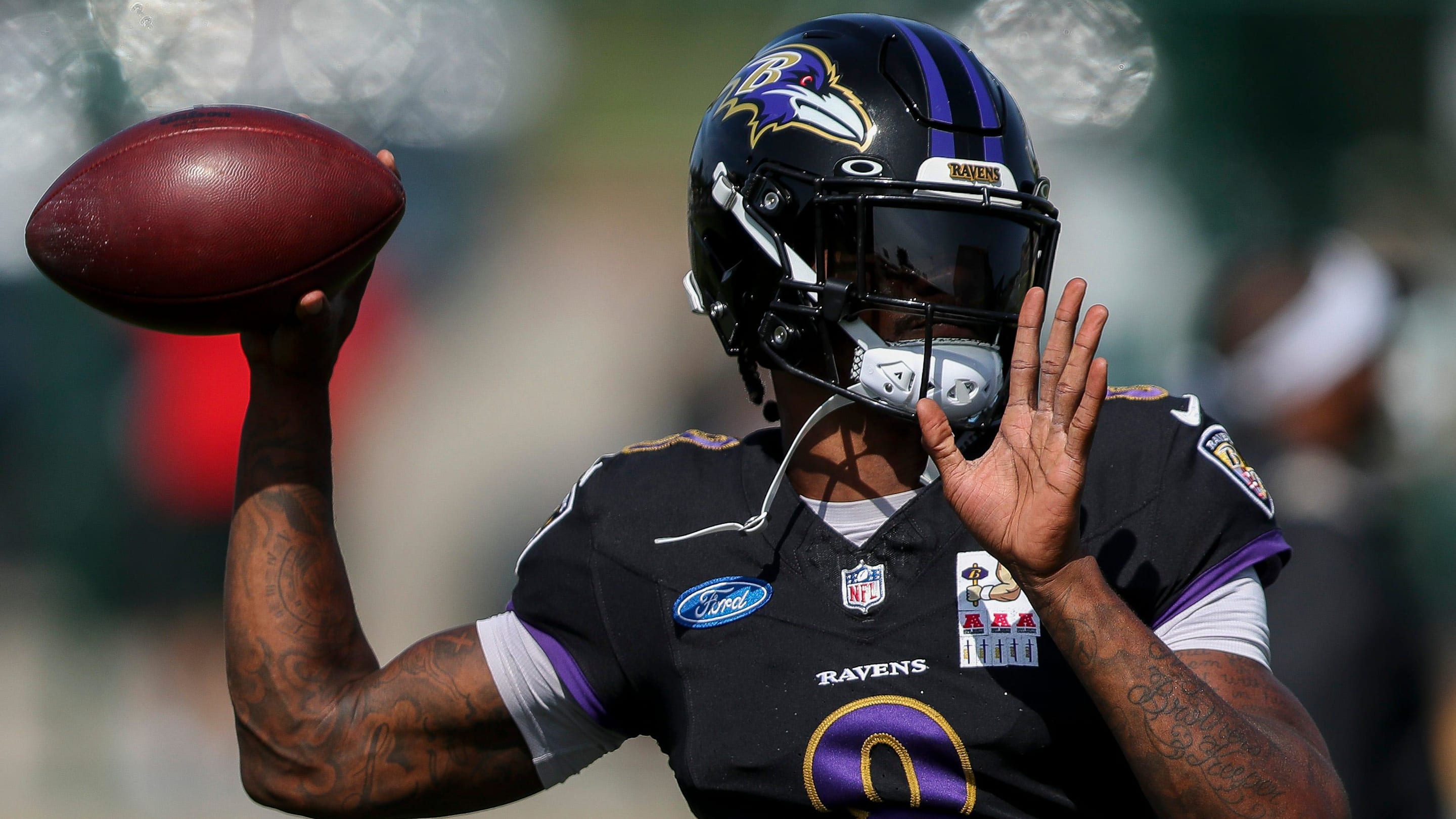 Ravens' Lamar Jackson Remains Absent From Practice Post-Bye Amid Hamstring Injury