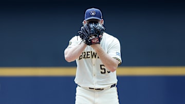 Pittsburgh Pirates v Milwaukee Brewers