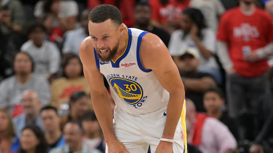 Stephen Curry powers Warriors past Clippers