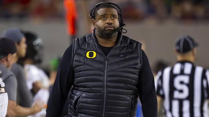 Oct 8, 2022; Tucson, Arizona, USA; Oregon Ducks associate head coach Adrian Klemm against the