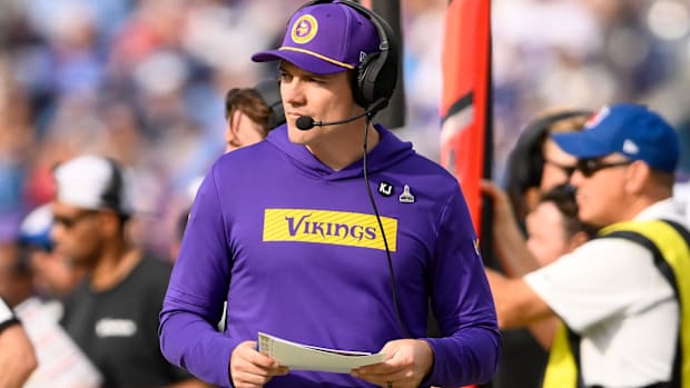 Minnesota Viking coach Kevin O’Connell paces the sidelines against the Tennessee Titans.
