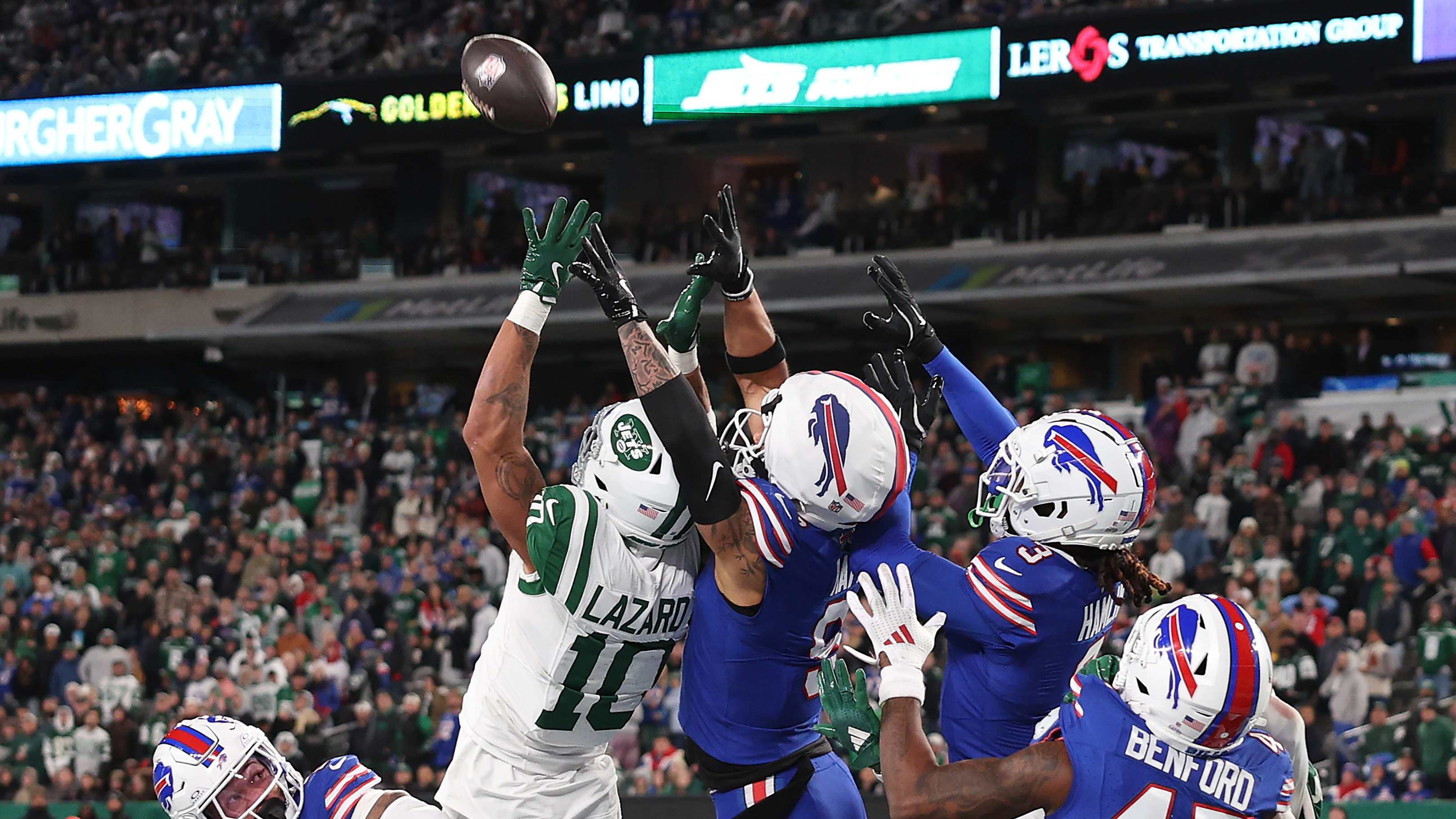 3 gifts the Buffalo Bills handed other teams over the course of 2025