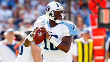 Former South Carolina football assistant coach Everett Sands was mistaken for former NFL quarterback Vince Young at a golf tournament.
