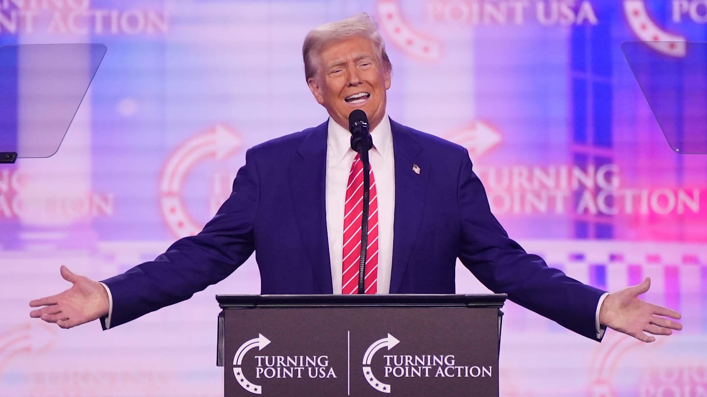 President Trump eyes college football, sports commission: report
