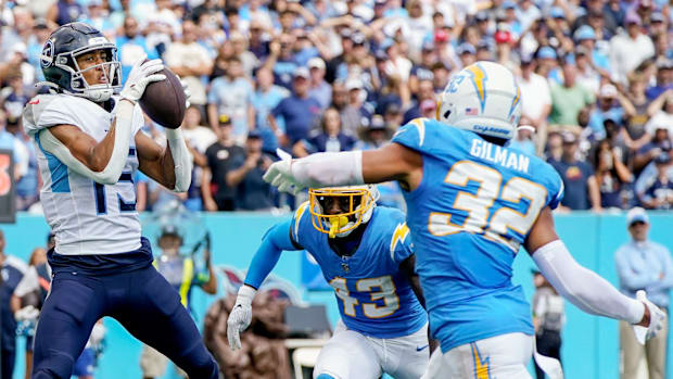 Chargers safety Alohi Gilman 