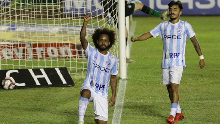 Londrina Brusque Série B Racismo Pontos Celsinho