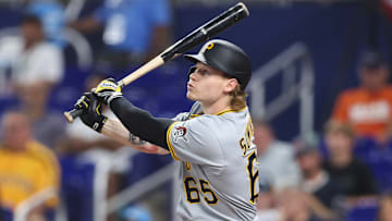 Pittsburgh Pirates v Miami Marlins