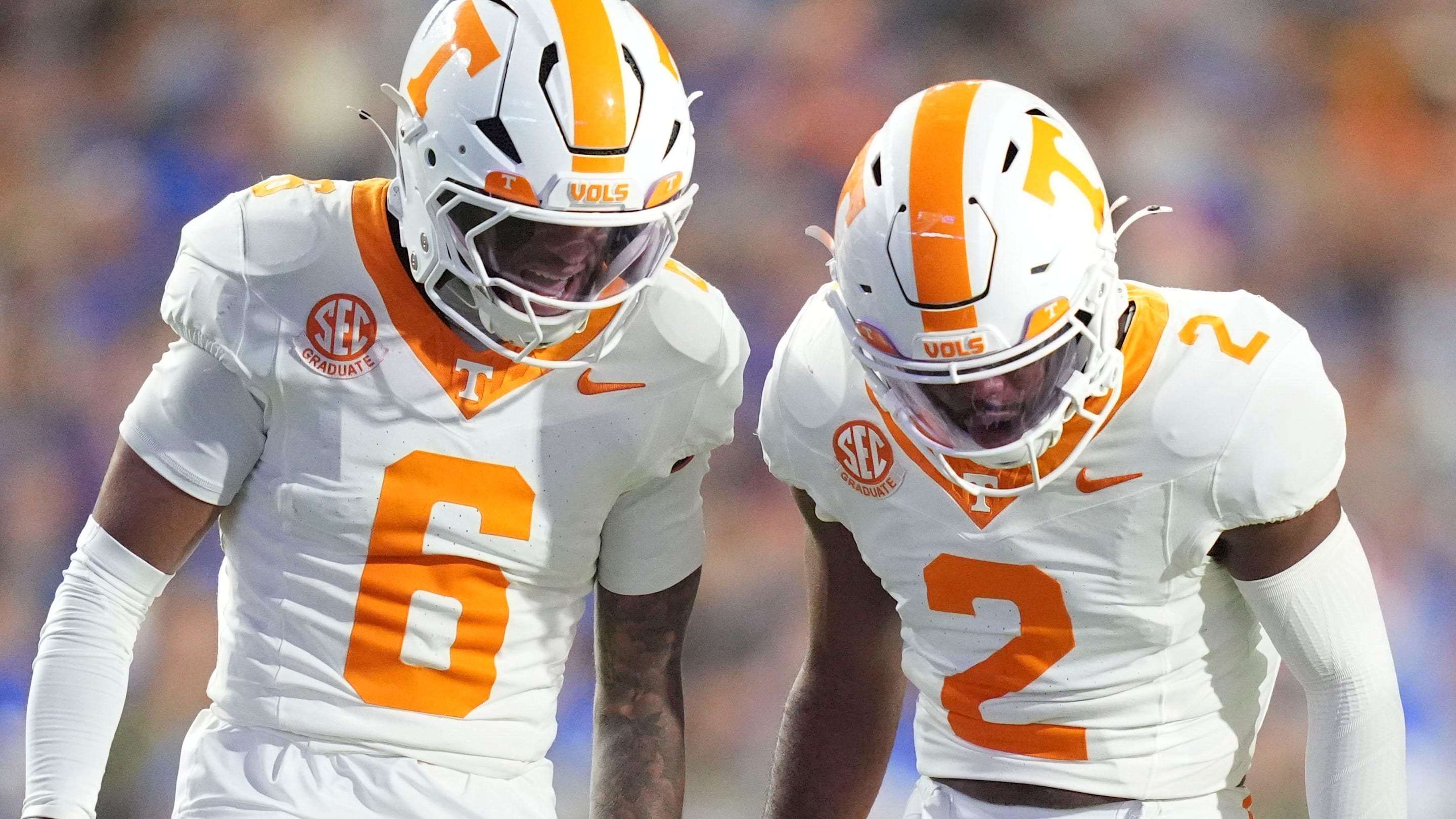 Game Day Predictions: Tennessee vs Illinois in the Music City Bowl Game