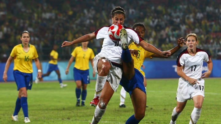 Carli Lloyd, Costa Renata