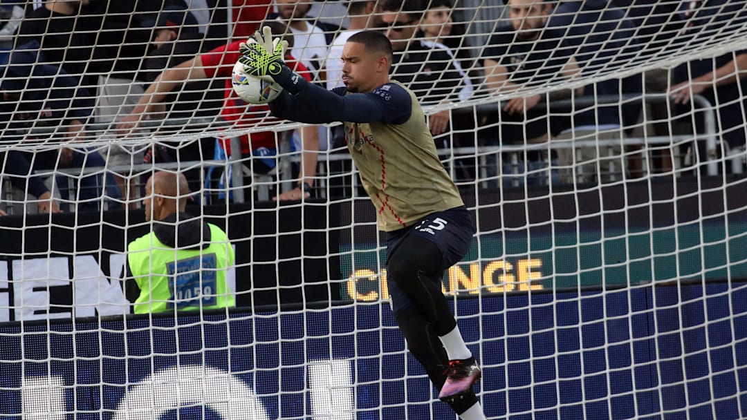 Cagliari's Elia Caprile could arrive in Turin as a part-cash swap deal