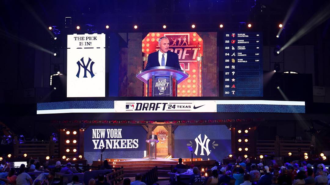 Jul 14, 2024; Ft. Worth, TX, USA; MLB Commissioner Rob Manfred announces the New York Yankees draft pick Ben Hess during the first round of the MLB Draft at Cowtown Coliseum. Mandatory Credit: Kevin Jairaj-Imagn Images Jul 14, 2024; Ft. Worth, TX, USA; MLB Commissioner Rob Manfred announces the New York Yankees draft pick Ben Hess during the first round of the MLB Draft at Cowtown Coliseum. Mandatory Credit: Kevin Jairaj-Imagn Images
