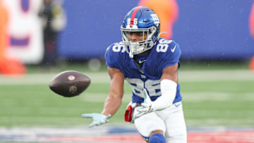 Dec 11, 2022; East Rutherford, New Jersey, USA; New York Giants wide receiver Darius Slayton (86) catches the ball during the second half against the Philadelphia Eagles at MetLife Stadium. Mandatory Credit: Vincent Carchietta-USA TODAY Sports