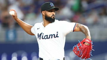 Los Marlins escuchan ofertas por Sandy Alcántara 