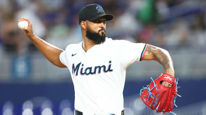 Los Marlins escuchan ofertas por Sandy Alcántara 