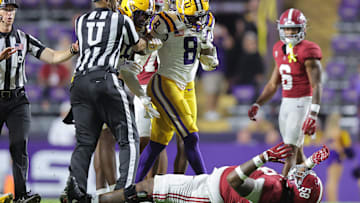 Alabama redshirt freshman Miles McVay, a transfer offensive tackle, will visit Syracuse football and Bill Belichick-led UNC.
