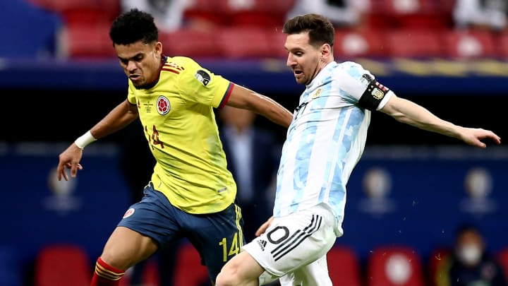 El colombiano Luis Díaz y el argentino Lionel Messi se verán las caras el domingo en el Hard Rock Stadium