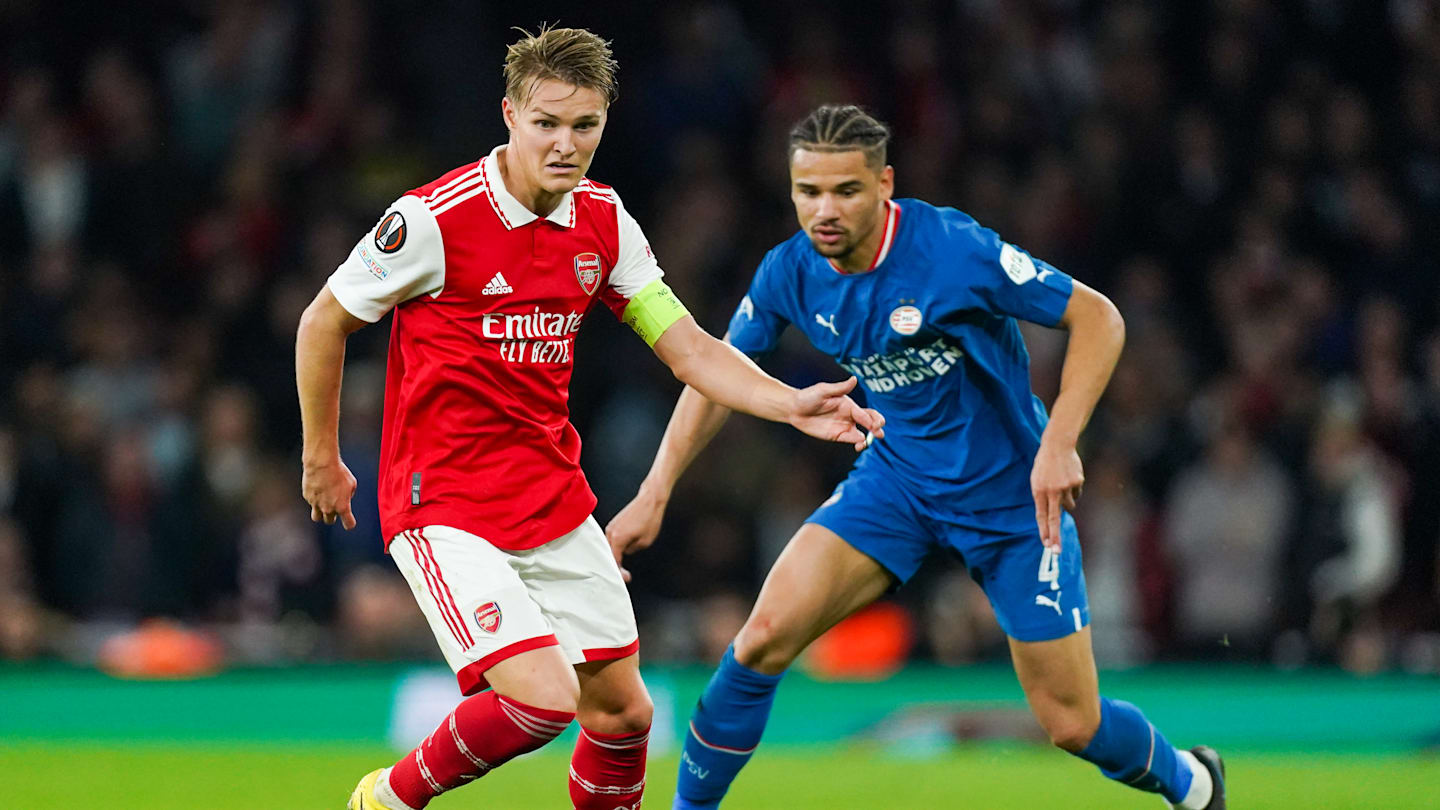 прямая трансляция арсенал псв. арсенал псв. футбольная команда арсенал. псв арсенал 2002. матч тв арсенал псв.