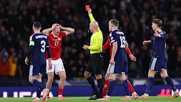 Rasmus Kristensen war vom Platzverweis geschockt Rasmus Kristensen war vom Platzverweis geschockt