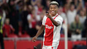 Acerto entre Neres e Benfica está por detalhes