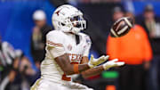 Texas Longhorns wide receiver Matthew Golden catches a pass for a touchdown against the Arizona State Sun Devils.