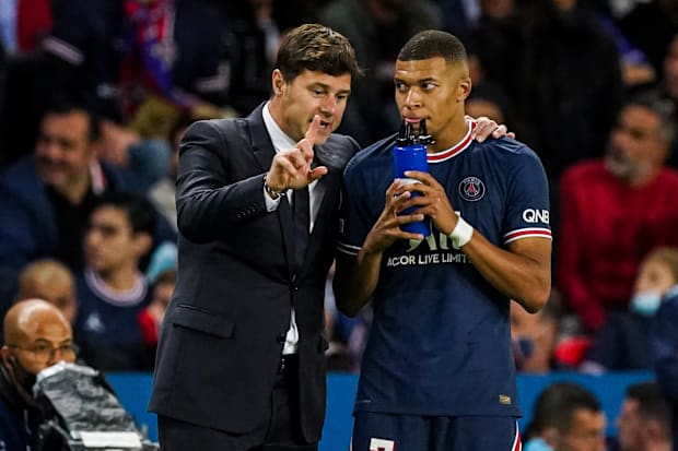 Mauricio Pochettino (left) and Kylian Mbappé.
