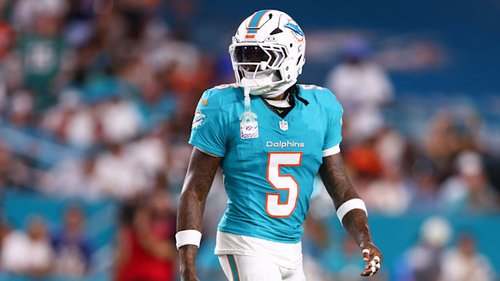 Tennessee Titans v Miami Dolphins