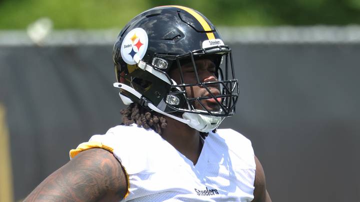 Pittsburgh Steelers offensive lineman Max Iheanachor 